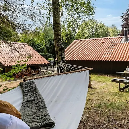 In 2 By The Lake, Legoland, Forestcabindk בית נופש