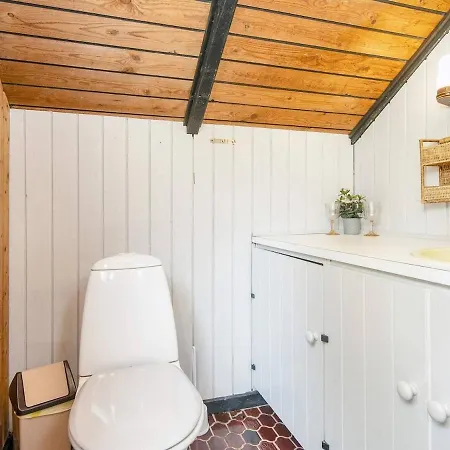 In 2 By The Lake, Legoland, Forestcabindk בית נופש